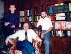 Z synami Radkiem i Remikiem   grudzień 1994 r.